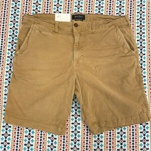 36 Waist 2 Pair AE Mens Shorts Good Used Condition